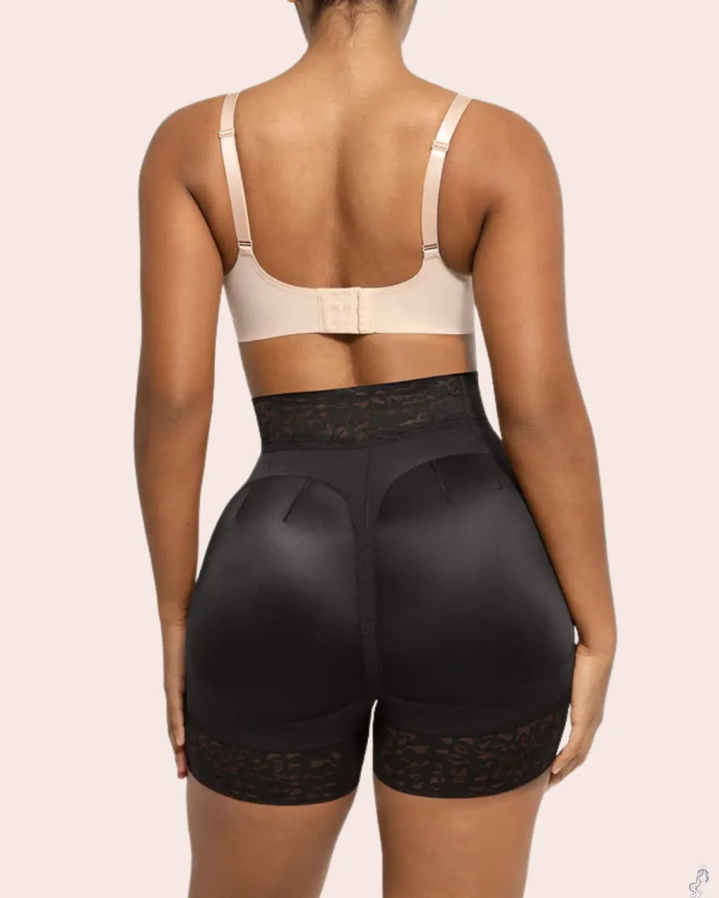 Short taille mi-haute AirSlim® avec fermeture éclair, effet sculptant et rehaussant Wiio