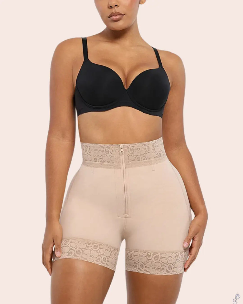 Short taille mi-haute AirSlim® avec fermeture éclair, effet sculptant et rehaussant Wiio